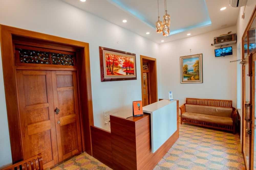 Hotel Abab Residency Kochi Exterior foto