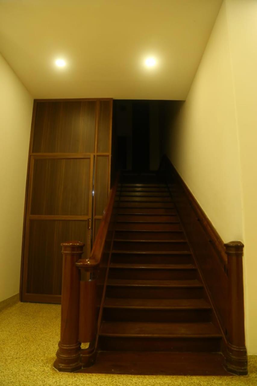 Hotel Abab Residency Kochi Exterior foto